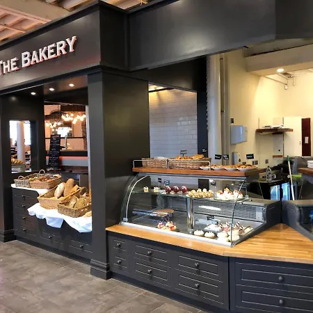 布拉尼伦米尔斯酒店 酒店