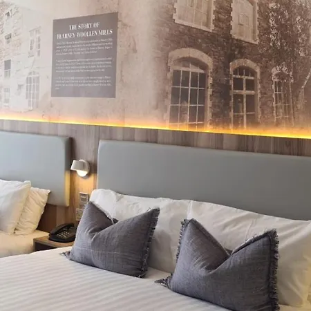 Woollen Mills Hotel 3*