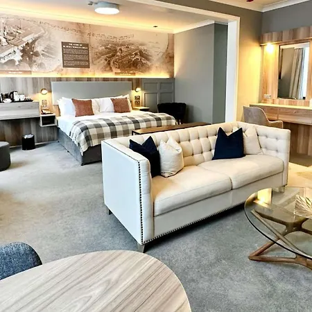 Woollen Mills Hotel 3*